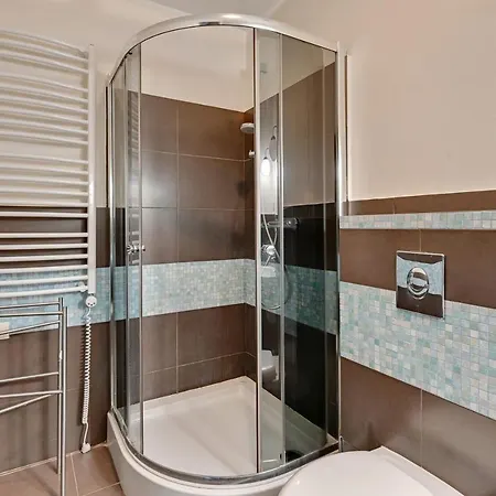 Aparthotel Dom & House - Jelitkowo 50 Metrow Od Plazy Gdaňsk