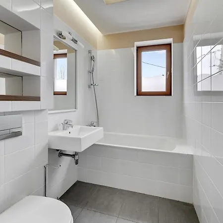 Ξενοδοχείο με διαμερίσματα Dom & House - Jelitkowo 50 Metrow Od Plazy