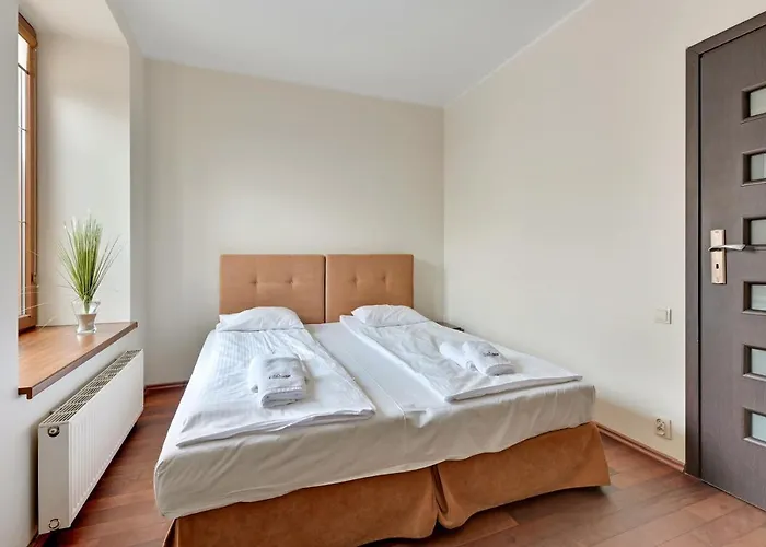 Lägenhetshotell Dom & House - Jelitkowo 50 Metrow Od Plazy Gdańsk