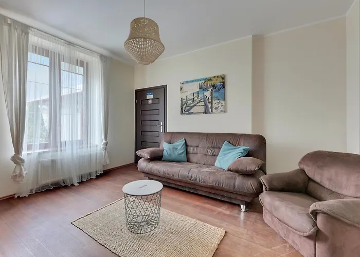 Lägenhetshotell Dom & House - Jelitkowo 50 Metrow Od Plazy Gdańsk