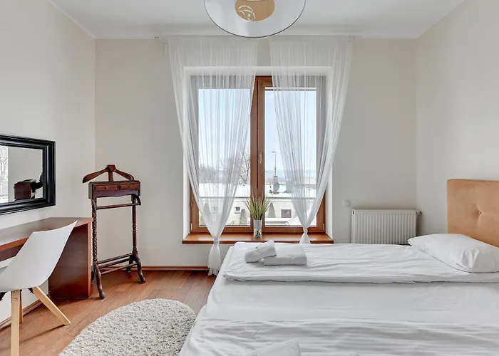 Lägenhetshotell Dom & House - Jelitkowo 50 Metrow Od Plazy Gdańsk
