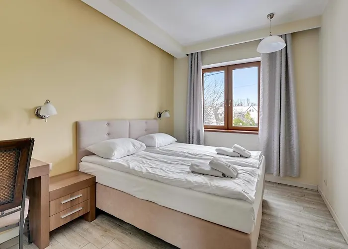 Dom & House - Jelitkowo 50 Metrow Od Plazy 4* 格但斯克