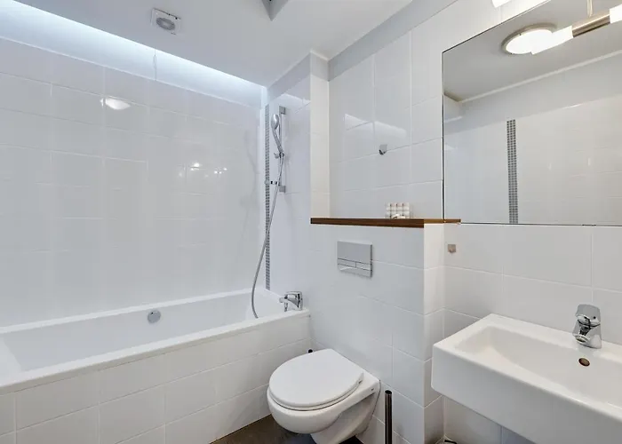 Dom & House - Jelitkowo 50 Metrow Od Plazy 公寓式酒店 4*