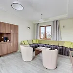Dom & House - Jelitkowo 50 Metrow Od Plazy 公寓式酒店 格但斯克