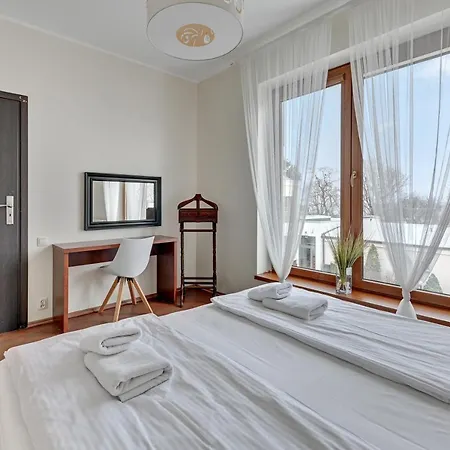 Lejlighedshotel Dom & House - Jelitkowo 50 Metrow Od Plazy